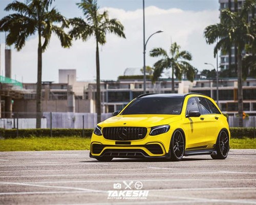 Extraordinary interpretation of yellow Mercedes-Benz CLC lowered