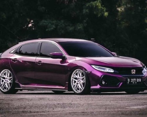 Charming purple Honda Civic lowered be beautiful enough to feast the eyes