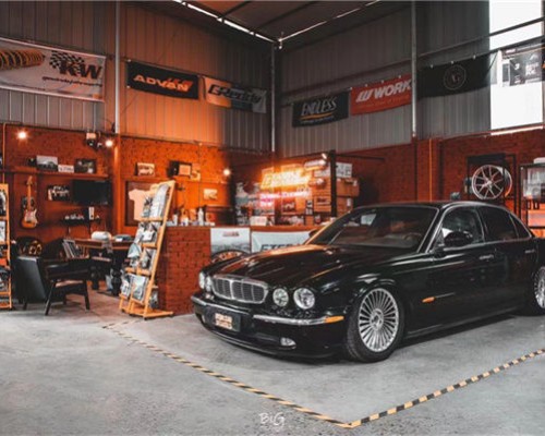 Domineering attack Jaguar xj8 lowered grandpa style