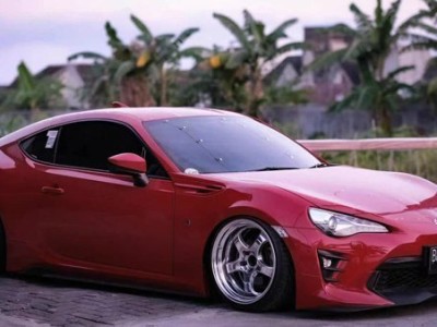 Large rim wheels Toyota 86 lowered with the best posture