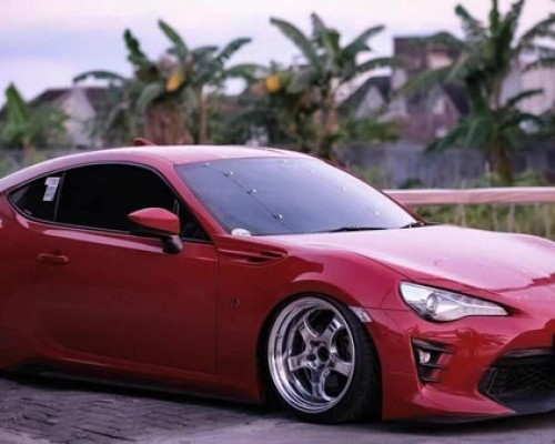 Large rim wheels Toyota 86 lowered with the best posture