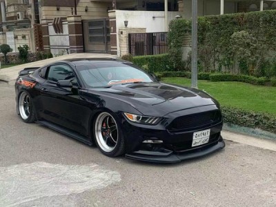 Transforming the Ford Mustang: Embracing the Lowered Aesthetic