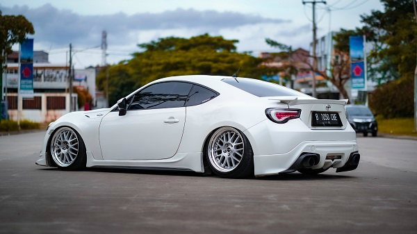 Indonesia Toyota86 lowered trot low lying charm