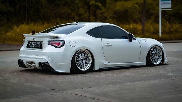 Indonesia Toyota86 lowered trot low lying charm