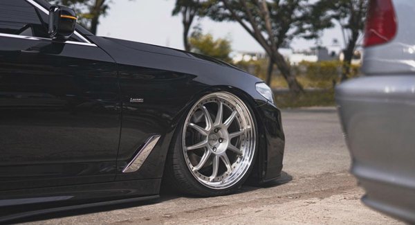Unique design BMW 5 series lowered personality and fashion